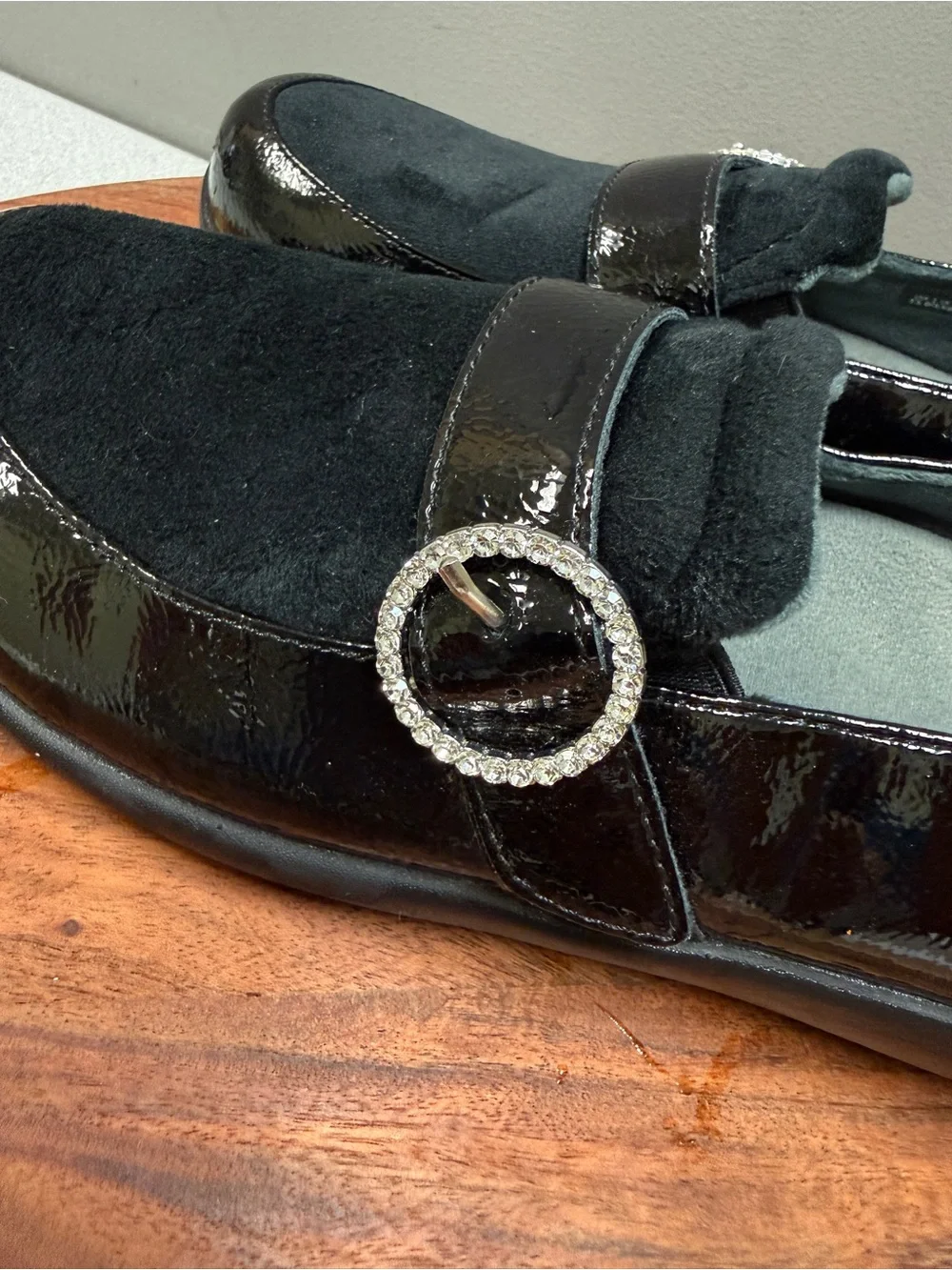 Vita (Vita‎ Italy / Vita Flex-style comfort line) slip-on loafers